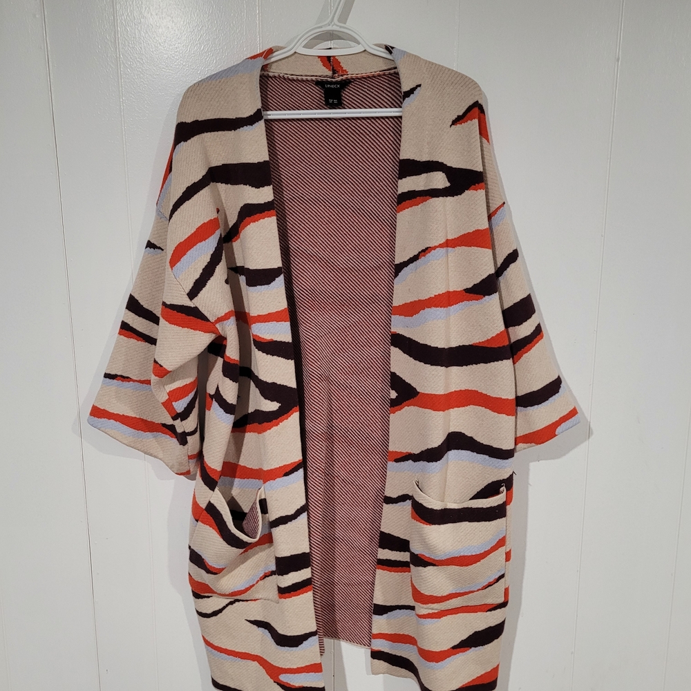Lindex Thick Heavy Cardigan Multicolored Animal Pattern. Size M/L